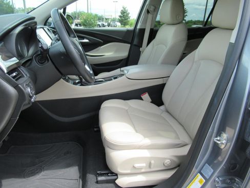 Used 2020 Buick Envision Premium w/ Driver Confidence Package AWD/4WD image 18