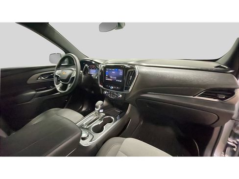 Used 2023 Chevrolet Traverse LT AWD/4WD image 19
