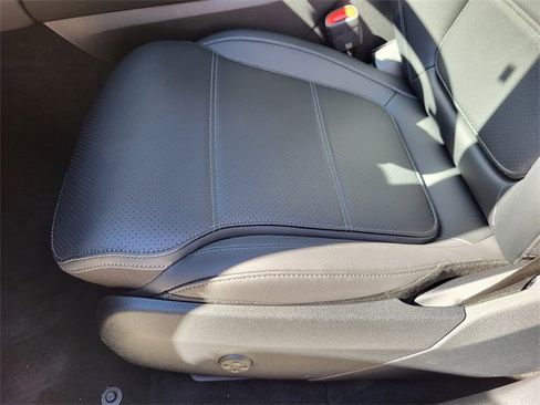 New 2026 Mercedes-Benz GLC 300 4MATIC image 13