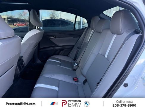 Used 2025 Toyota Camry SE w/ Convenience Package image 12