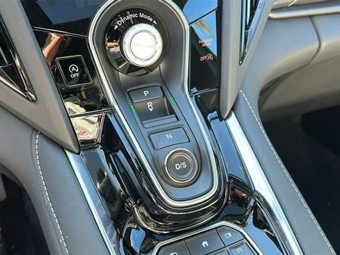 New 2026 Acura RDX SH-AWD image 18