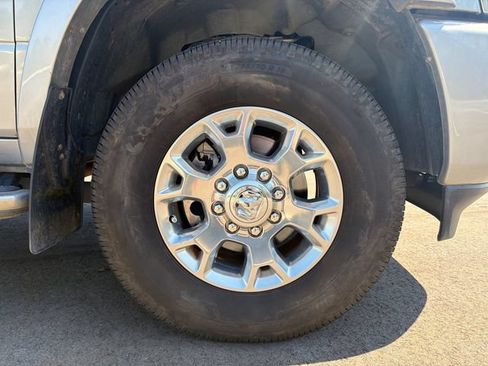 Used 2022 RAM 2500 Laramie AWD/4WD image 10