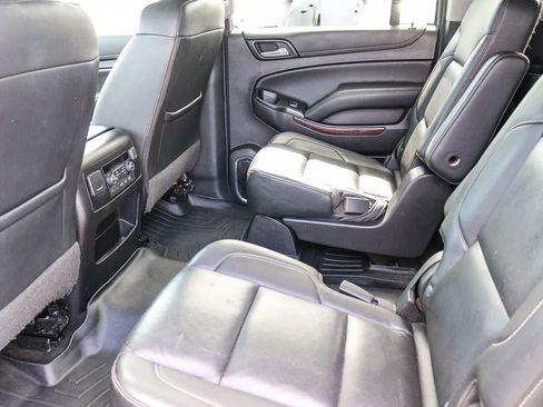 Used 2018 GMC Yukon XL SLT w/ Open Road Package AWD/4WD image 18