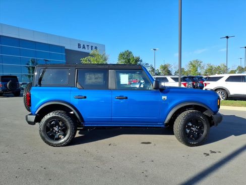 New 2025 Ford Bronco Big Bend image 2
