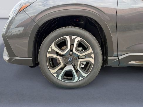 New 2026 Subaru Ascent Limited image 9