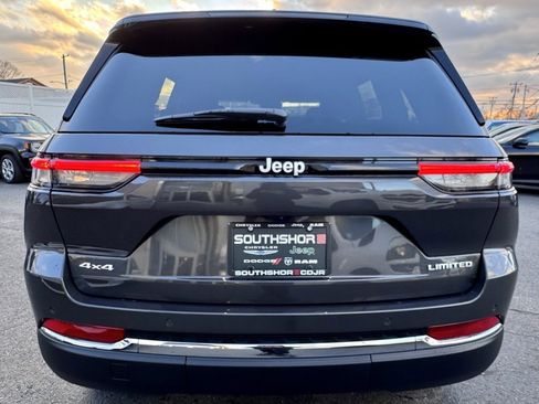 New 2025 Jeep Grand Cherokee Limited image 6