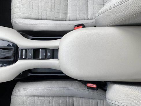 Used 2023 Honda HR-V LX image 27