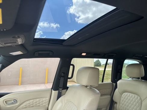 Used 2023 INFINITI QX80 Sensory w/ Cargo Package image 11