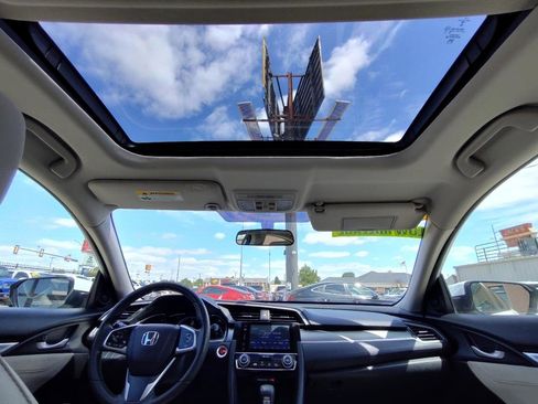 Used 2017 Honda Civic EX image 34