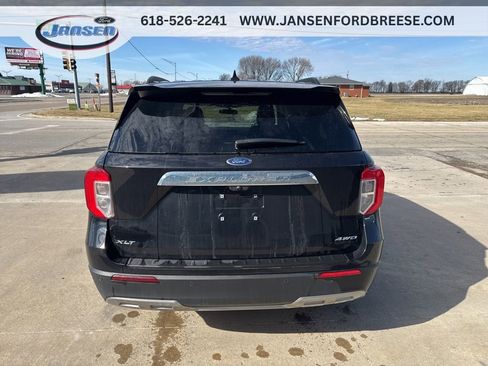 Used 2023 Ford Explorer XLT w/ Equipment Group 202A AWD/4WD image 6