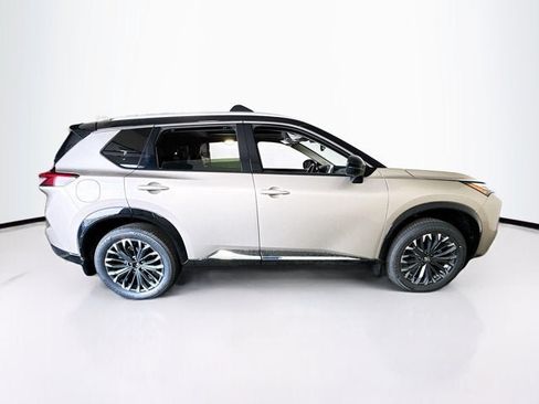 New 2026 Nissan Rogue Platinum w/ Platinum Premium Package AWD/4WD image 4