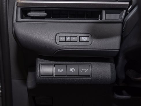 New 2026 Toyota C-HR AWD/4WD image 9