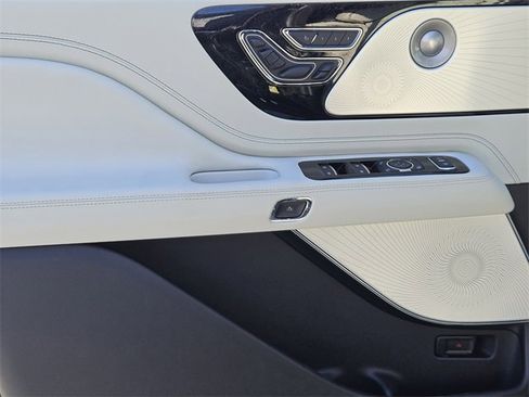 New 2026 Lincoln Aviator Black Label w/ Dynamic Handling Package image 22