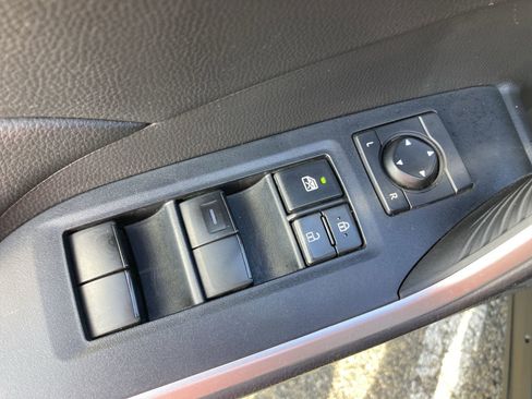 Certified 2022 Toyota RAV4 LE image 15