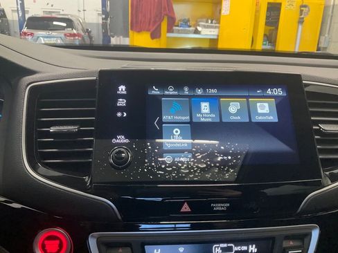 Used 2022 Honda Pilot Touring image 25