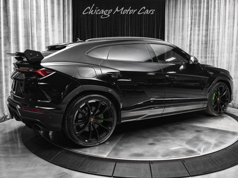 Used 2020 Lamborghini Urus image 5