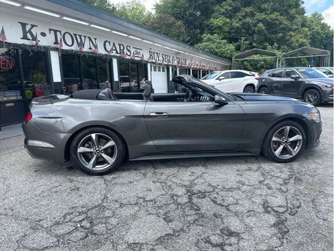 Used 2017 Ford Mustang Convertible w/ Equipment Group 051A RWD image 5
