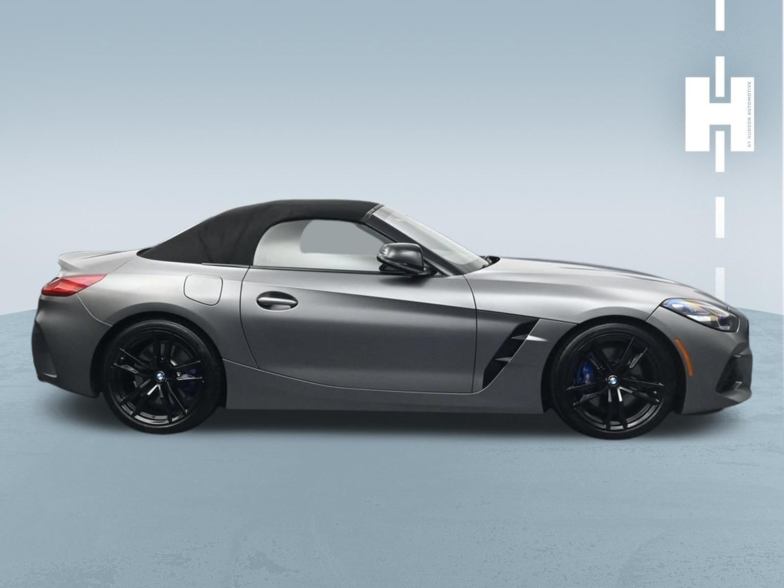 Used 2021 BMW Z4 M40i w/ Executive Package RWD image 3