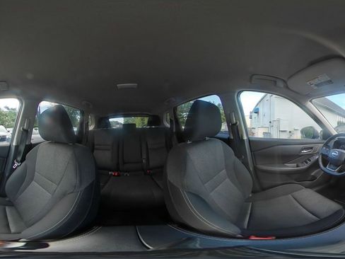 Used 2025 Nissan Rogue SV FWD image 44