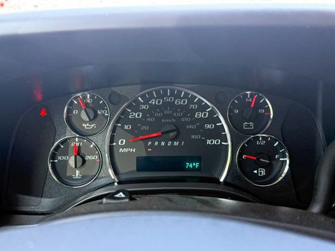 New 2025 Chevrolet Express 3500 w/ Power Convenience Package RWD image 34