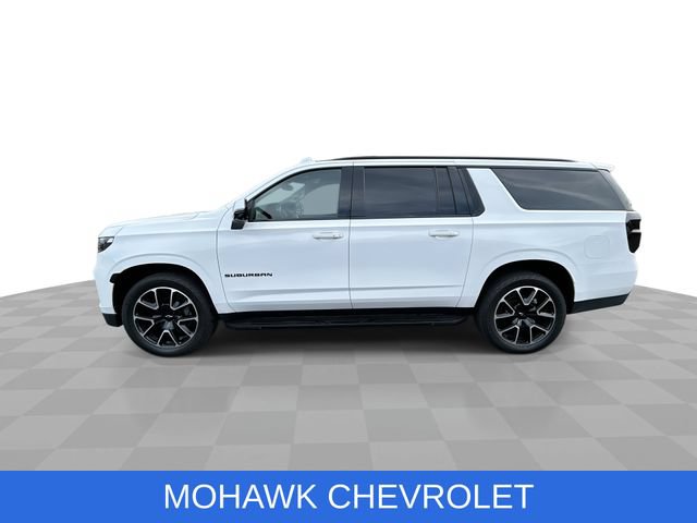 Certified 2022 Chevrolet Suburban RST w/ Luxury Package AWD/4WD image 5
