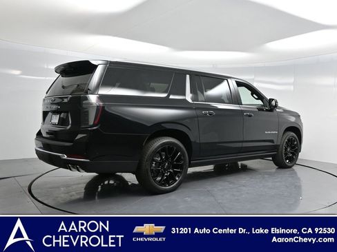 New 2026 Chevrolet Suburban High Country w/ LPO, Get Active Package RWD image 33