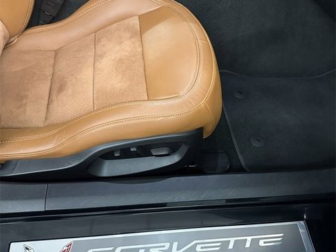 Used 2014 Chevrolet Corvette Stingray Convertible image 38