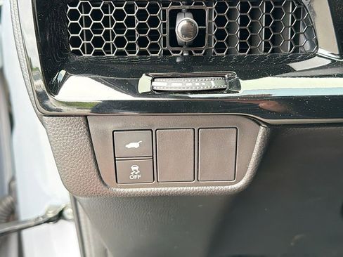 Used 2025 Honda CR-V Sport Touring image 23