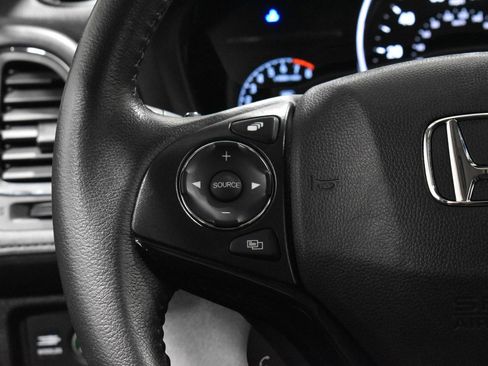 Used 2021 Honda HR-V EX-L image 8