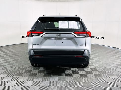 Used 2024 Toyota RAV4 XLE image 4