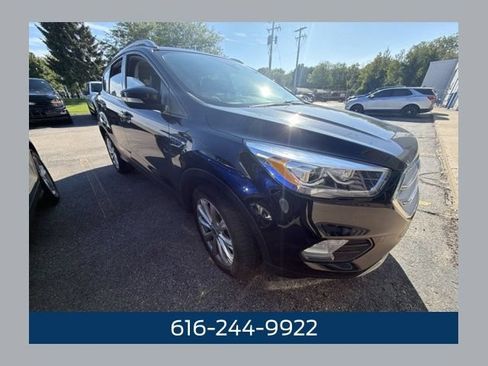 Used 2018 Ford Escape Titanium AWD/4WD image 1