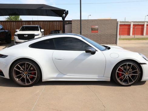 Used 2020 Porsche 911 Carrera 4S AWD/4WD image 4