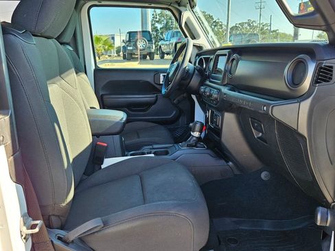 Used 2023 Jeep Wrangler Sport image 13
