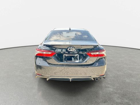 Used 2023 Toyota Camry SE FWD image 7