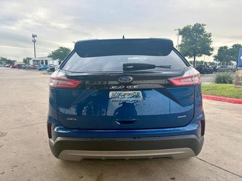 Certified 2024 Ford Edge SEL AWD/4WD image 4