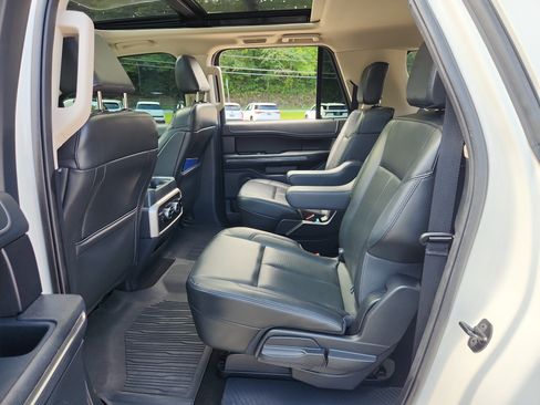 Used 2022 Ford Expedition Max XLT RWD image 42