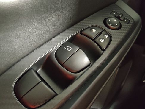 Used 2025 Nissan Sentra S FWD image 27