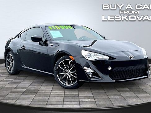 Used 2015 Scion FR-S image 1