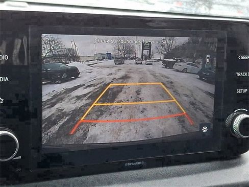 Used 2021 Hyundai Santa Fe SEL w/ Cargo Package image 17