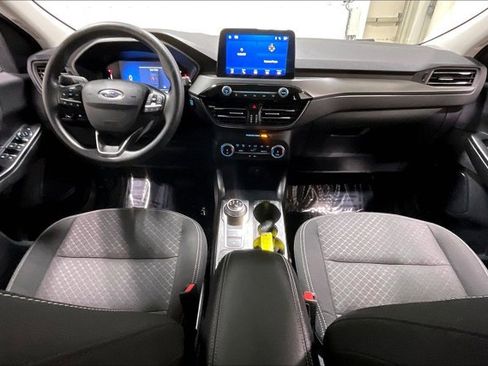 Used 2025 Ford Escape Active AWD/4WD image 15