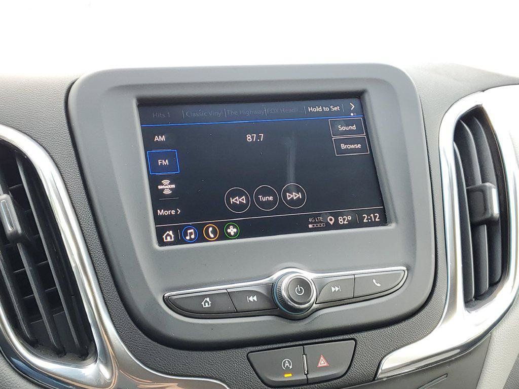 Used 2024 Chevrolet Equinox LT FWD image 14