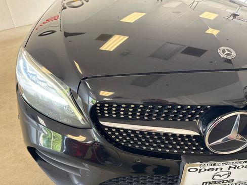 Used 2019 Mercedes-Benz C 300 4MATIC Cabriolet image 10