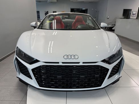 Used 2022 Audi R8 V10 RWD image 8