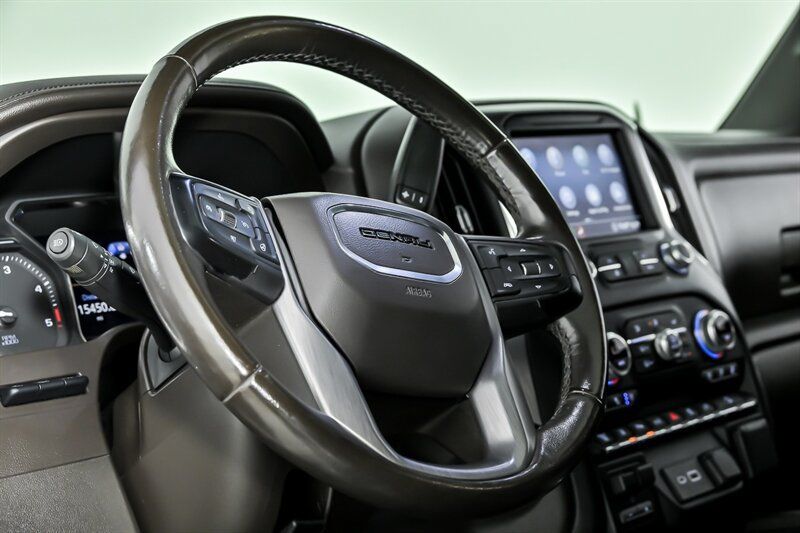 Used 2020 GMC Sierra 2500 Denali w/ Denali Ultimate Package AWD/4WD image 26