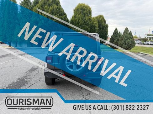 Used 2021 Jeep Wrangler Unlimited Sahara AWD/4WD image 7