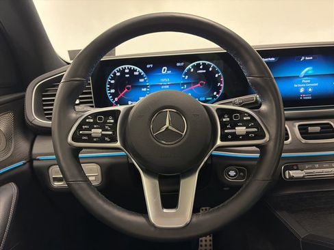 Used 2022 Mercedes-Benz GLS 450 4MATIC image 20