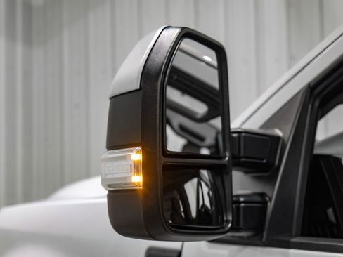 Used 2022 Ford F250 XLT w/ Black Appearance Package AWD/4WD image 38