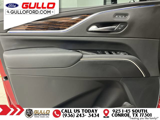 Used 2024 Cadillac Escalade Premium Luxury RWD image 19