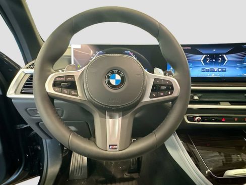 New 2026 BMW X5 xDrive40i w/ M Sport Package AWD/4WD image 11