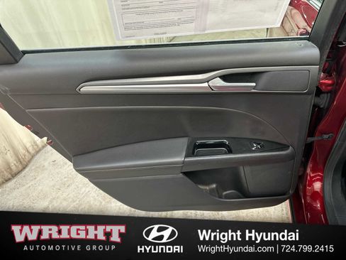 Used 2013 Ford Fusion Titanium image 12